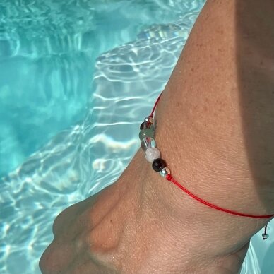 Red thread bracelet for Cancer zodiac sign 1